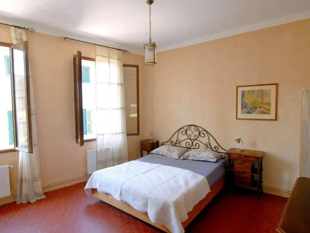 Holiday home Provencal Charm Comfortable Vacation Home Avignon